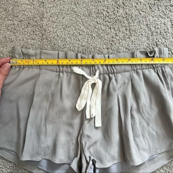 Aritzia Wilfred Montrouge Shorts Light Grey Pull On Paperbag Shorts - Picture 11 of 14